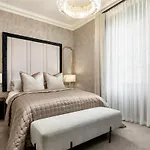 Luxury City Centre Retreat - Lux Spa Bath - Romantic